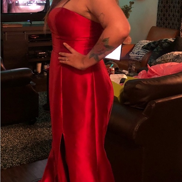 Sherri Hill Dress - Picture 3 of 5